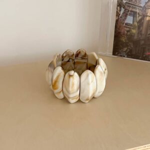 alberalkirk - Elastic Resin Cuff Oval Acrylic Polymer Adjustable S5P069